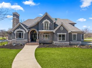 709 Brookmeade Ct, Dayton, OH 45434