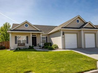 9690 Silver Desert Way, Reno, NV 89506