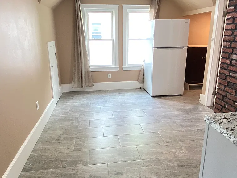10 Savin Ave #2 — Photo 21