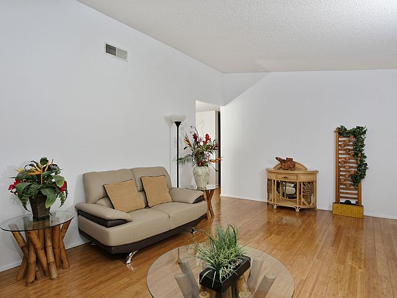 3rd image of 7321 Van Maren Ln