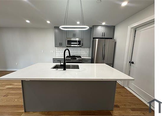 2nd image of 2636 Belgrade St APT 202
