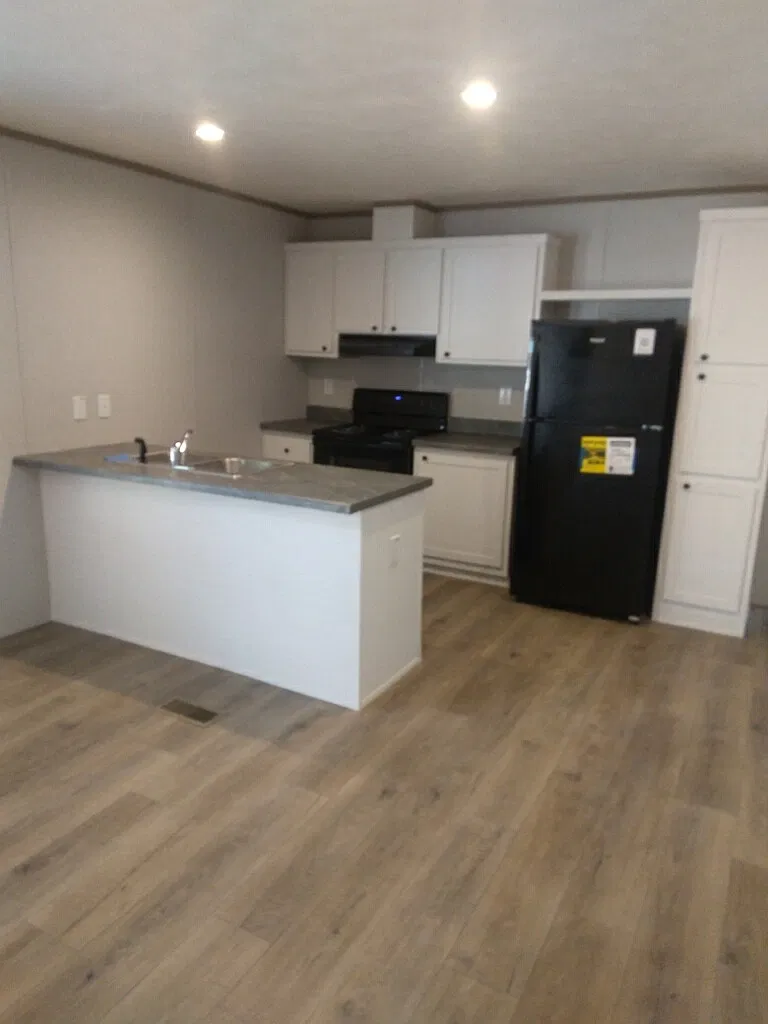 3 bed, 1050 sqft, $1,275 — Photo 1