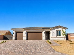 310 E Happy Canyon Rd, Pahrump, NV 89048