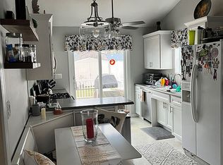 10 Bucknell Rd, Parlin, NJ 08859