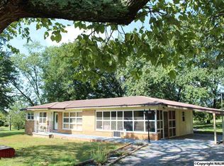 266 County Road 401, Groveoak, AL 35975