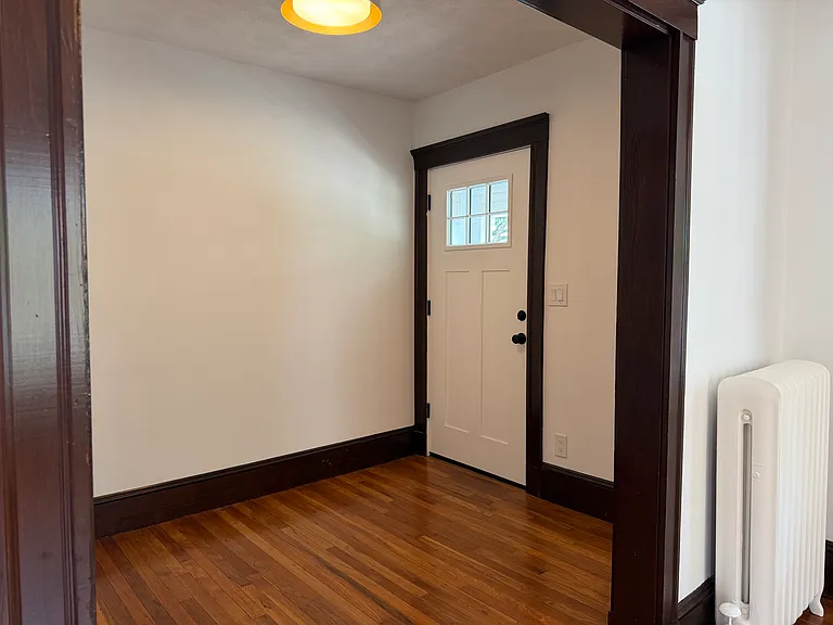 24 Louise St #24 — Photo 10