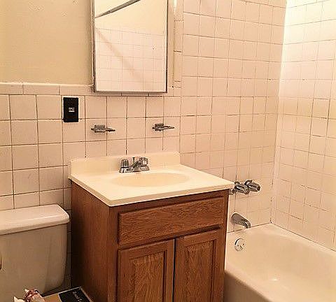 5th image of 1284 Dean St APT 3E