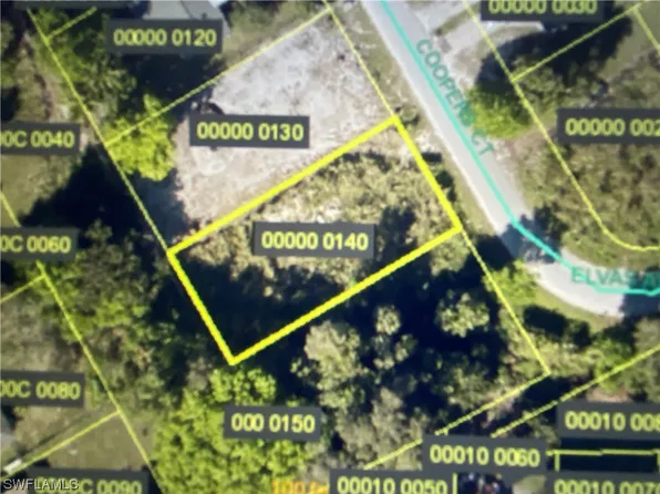 490/492 Coopers Ct, Fort Myers, FL 33905