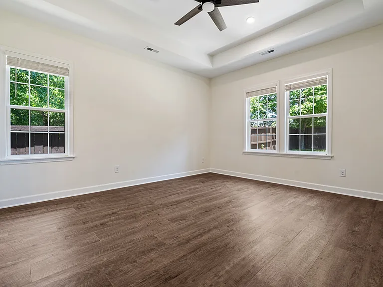 3505 Skycrest Dr — Photo 8