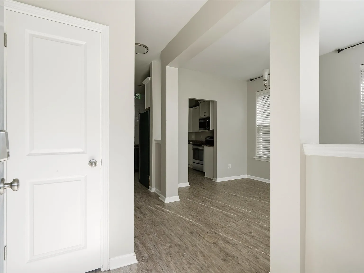 4991 Hay Bale Ct — Photo 3