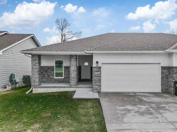 4433 Lower Beaver Rd, Des Moines, IA 50310