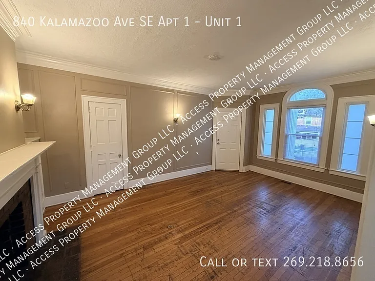 840 Kalamazoo Ave SE #1 — Photo 5