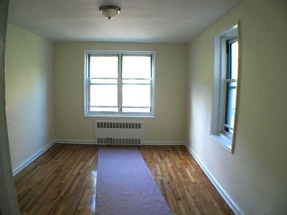 3rd image of 7402 34th Ave #3C