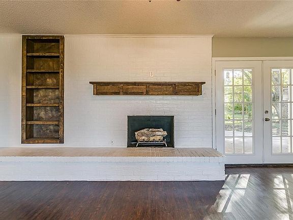4th image of 10905 Deer Creek Dr