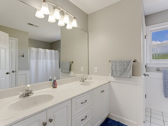 19th image of 1446 Kittrell Rd