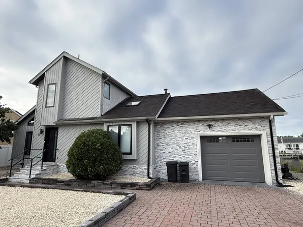 15 Parkers Point Blvd, Forked River, NJ 08731