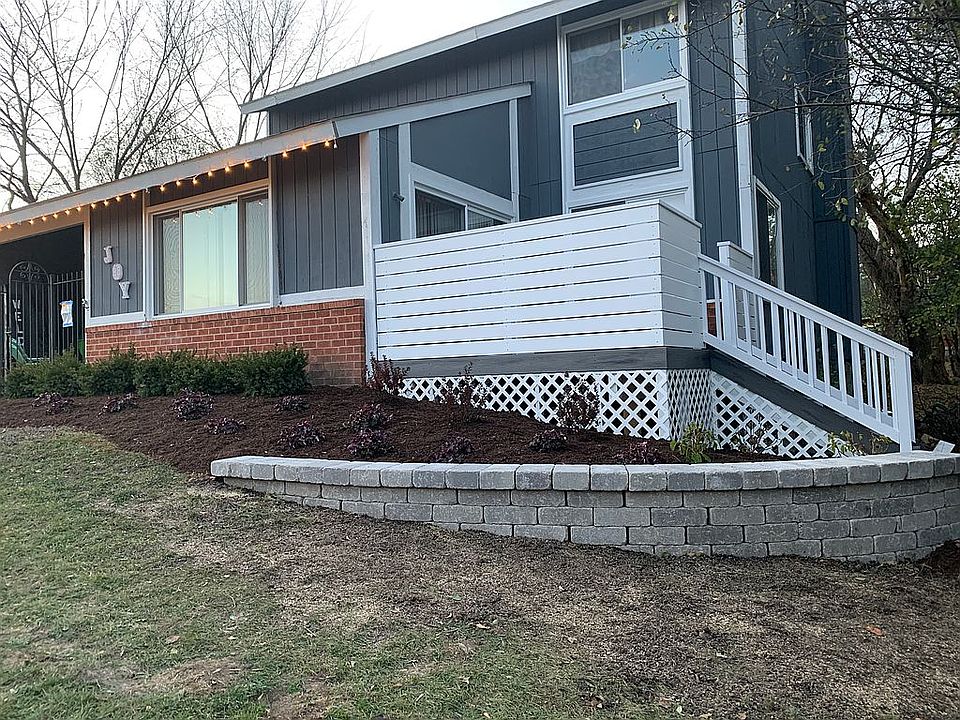 2nd image of 5560 Perrytown Dr