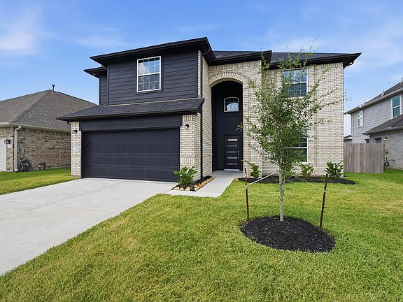 3rd image of 313 Merlot Dr