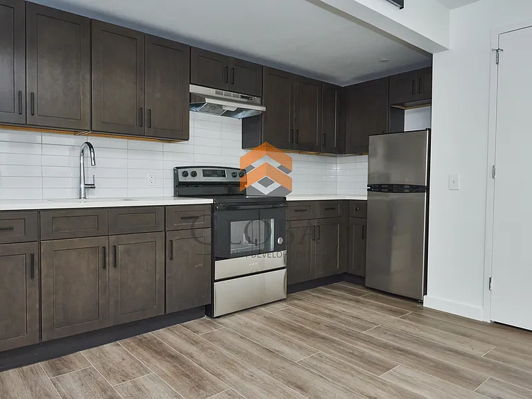 790 Allerton Ave #306 — Photo 1