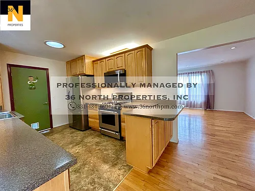 3219 Vista Del Camino Photo 1