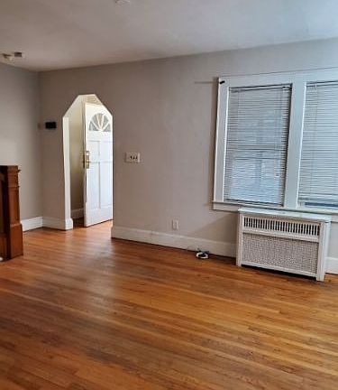 2nd image of 147 W Lincoln Ave