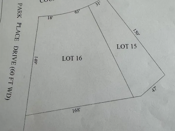 2072 Country Club Cir, Monroe, MI 48162