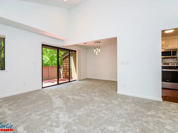 2910 La Terrace Cir, San Jose, CA 95123