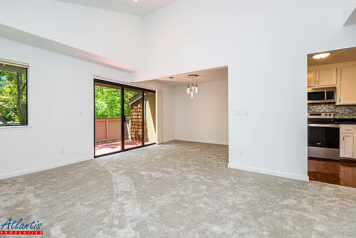 2910 La Terrace Cir Photo 1