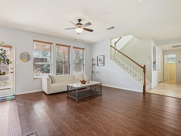 5825 Shetland Cir — Photo 5