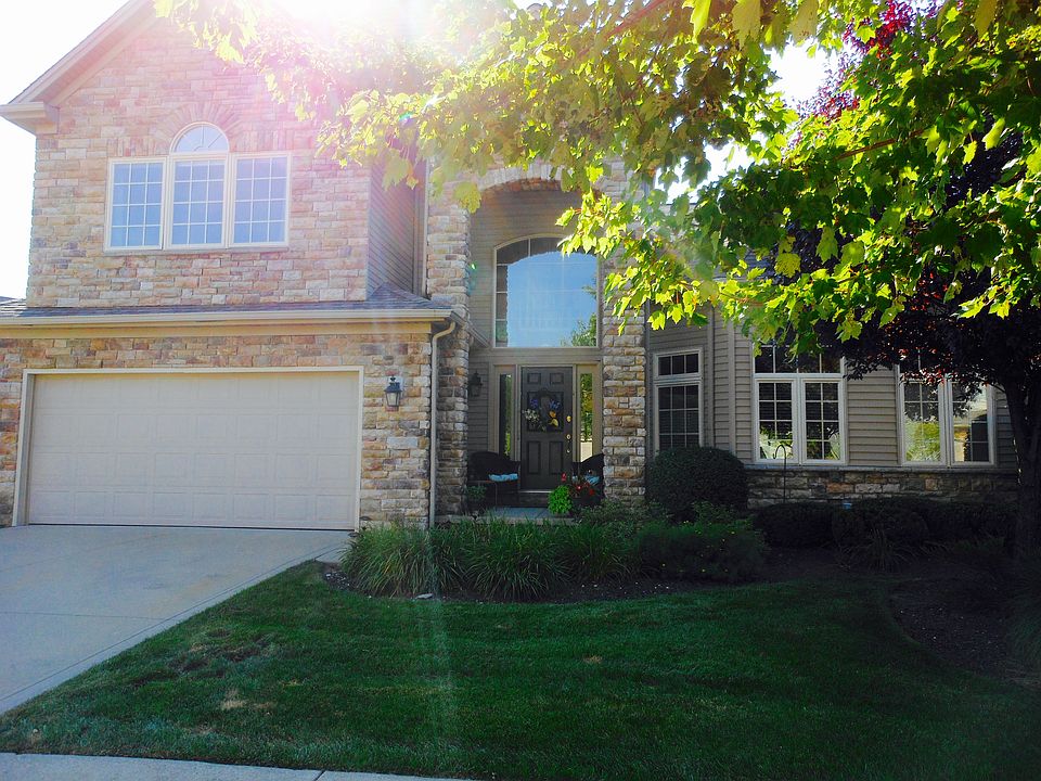 1st image of 452 Augustus Dr