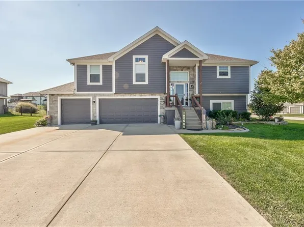14173 Ashbury Ct, Basehor, KS 66007