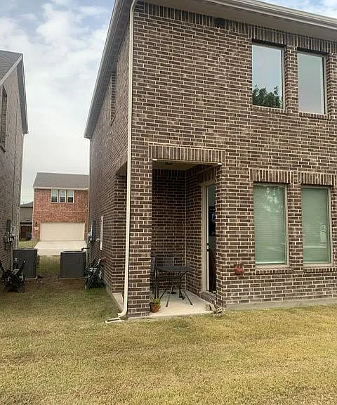 238 Woodson St — Photo 17