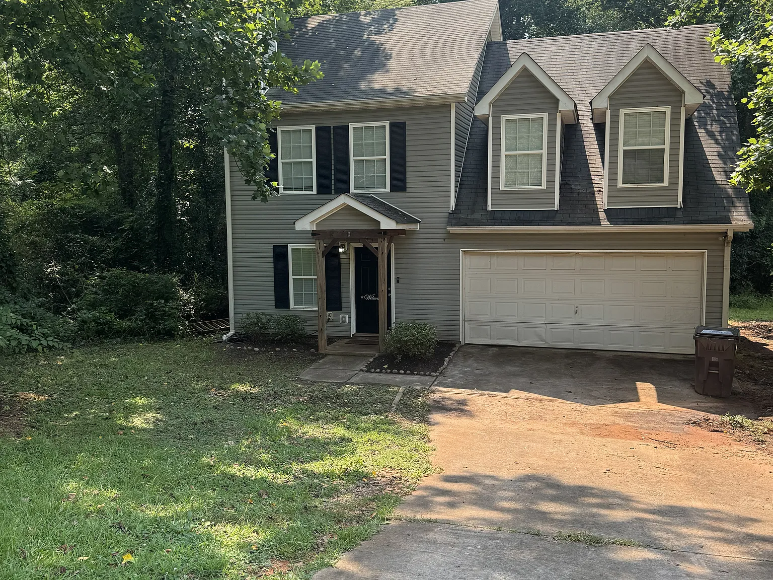 3 bed, 1614 sqft, $2,200 — Photo 1