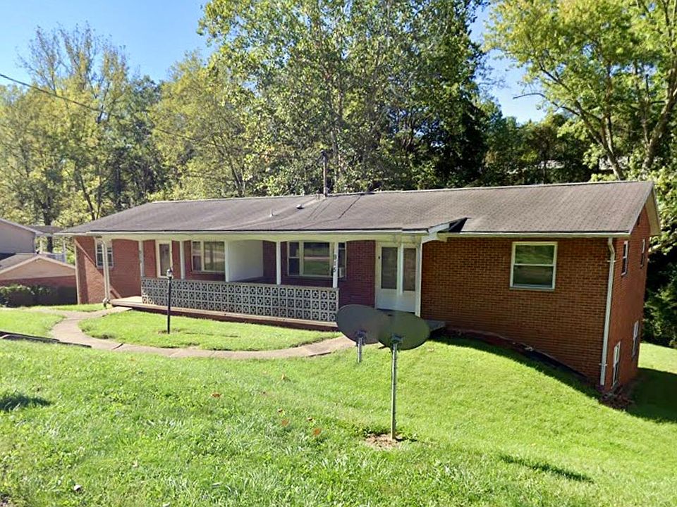 1st image of 915 Colegate Dr #A