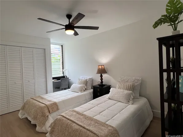 84-754 Ala Mahiku St APT 36B, Waianae, HI 96792
