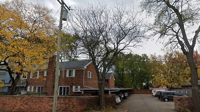 3415 W Forteen Mile Rd #11 — Photo 3