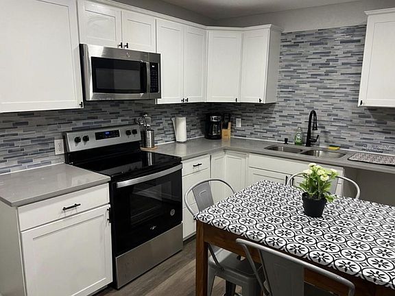2nd image of 10015 LINDA STREET