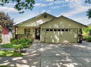 1871 NW Jillanne Ct, McMinnville, OR 97128