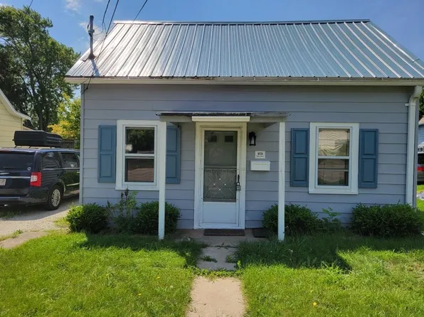 9721 Park Ct, Sturtevant, WI 53177