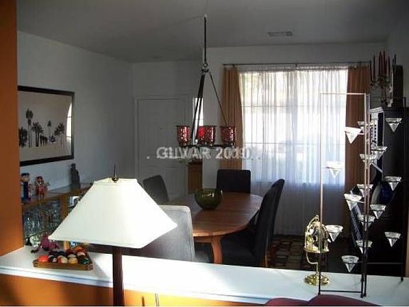 3rd image of 9685 Pioneer Ave