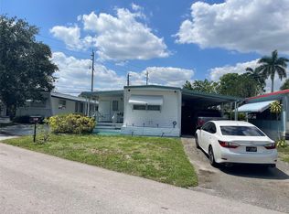 8581 SW 20th Place, Davie, FL 33324