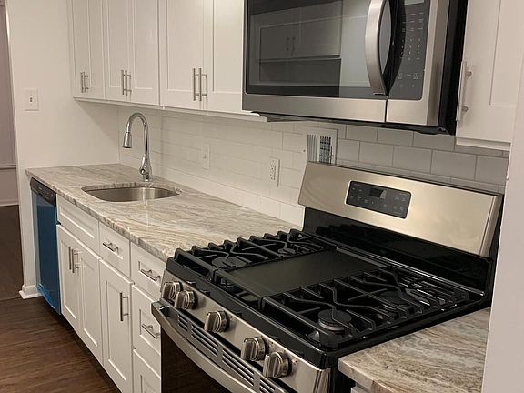 5th image of 3600 Conshohocken Ave APT 110