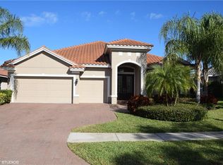 2593 Grand Lakeside Dr, Palm Harbor, FL 34684