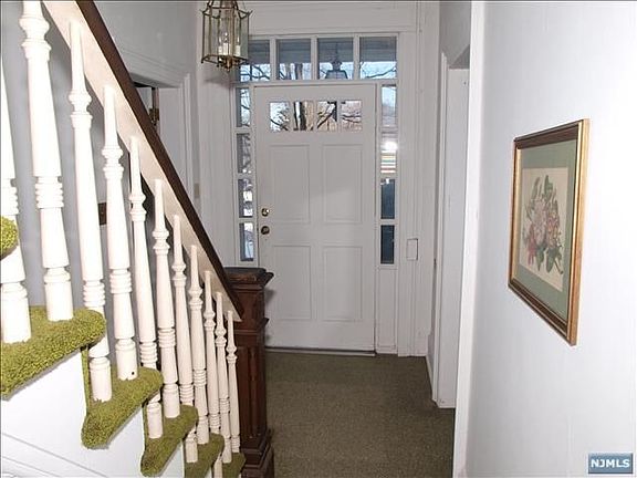 2nd image of 375 Hillsdale Ave