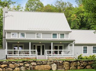 530 Lane Gate Rd, Cold Spring, NY 10516