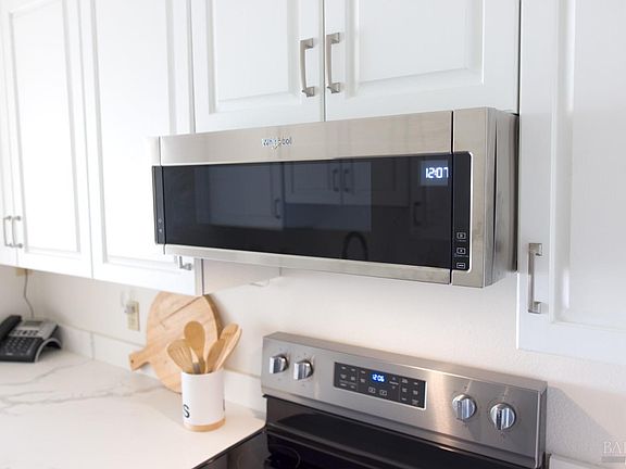 5th image of 100 Thorndale Drive #267