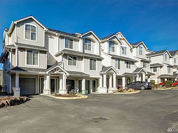 2nd image of 16125 Juanita Woodinville Way NE Unit 1201