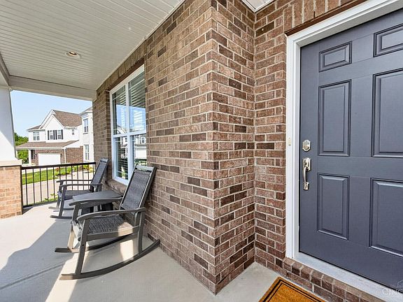 4th image of 8166 Moonstone Dr