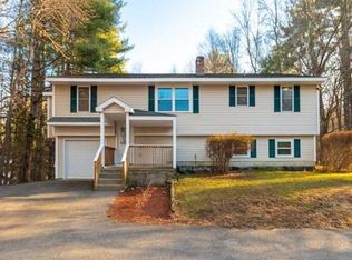 8 Holden Rd, Sterling, MA 01564