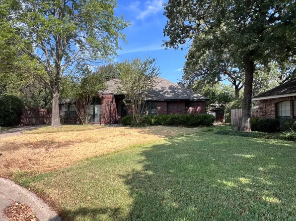 2412 Cross Timbers Trl, Arlington, TX 76006